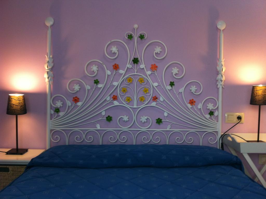 Apartamentos Sevilla Szoba fotó