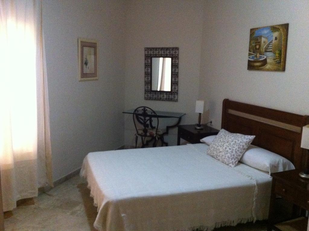 Apartamentos Sevilla Szoba fotó